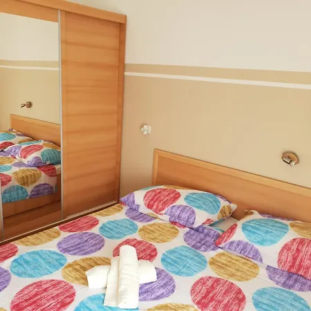 Apartman Mara *